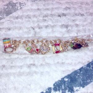Juicy Couture Charm Bracelet 💛